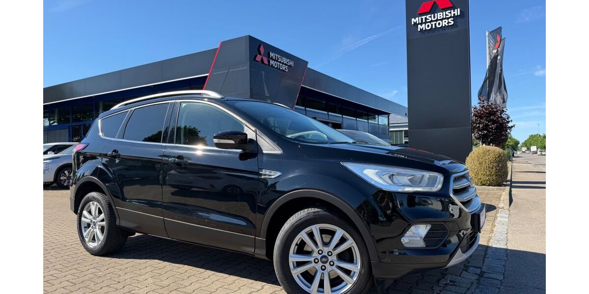 Ford Kuga 71.100 km 12.490 &euro; Königsbrunn 86343