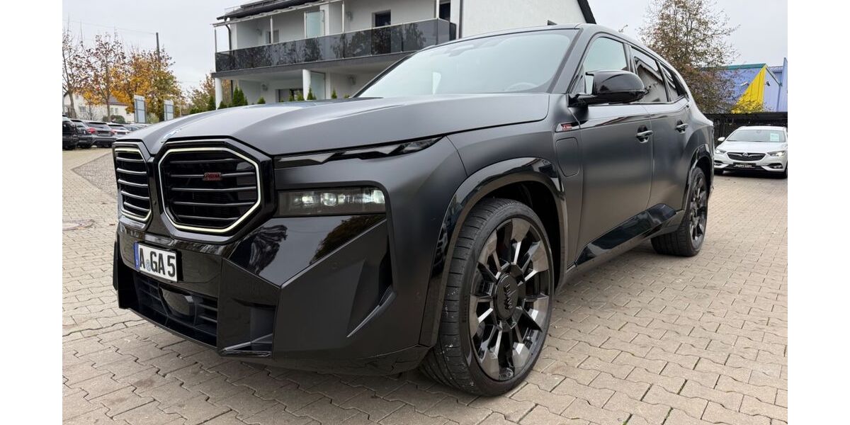 BMW XM 16.000 km 179.000 € Augsburg 86165