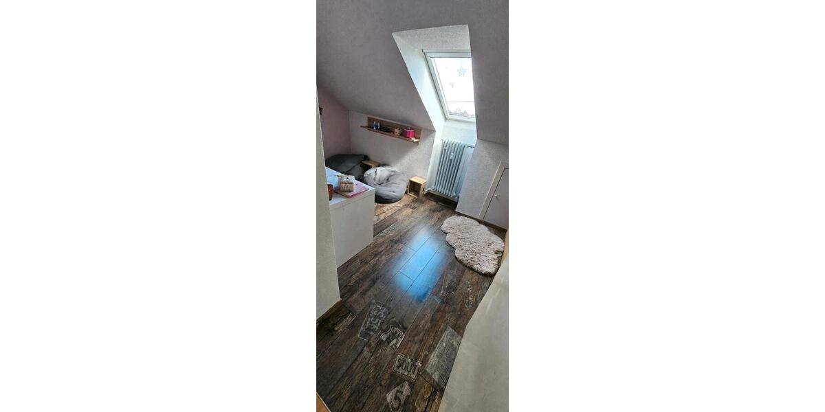 Dachgeschoßwohnung Friedberg - 3.5 Zimmer, 80 m&sup2;, 420.000&euro; | Angebot:26823827
