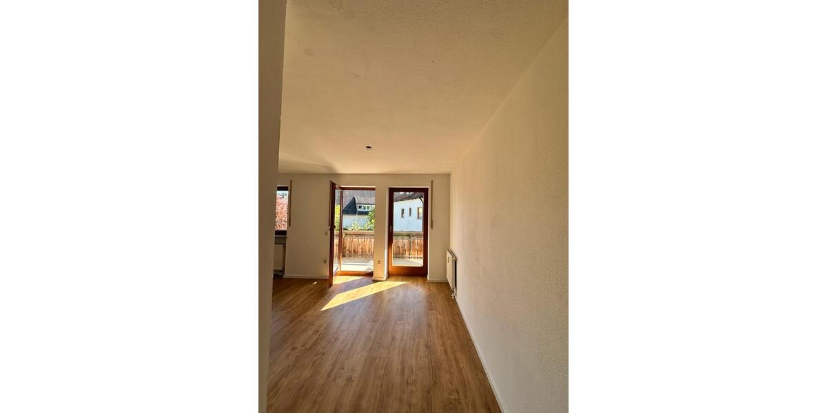 Etagenwohnung Meitingen - 5 Zimmer, 100 m&sup2;, 1.475&euro; | Angebot:26442375