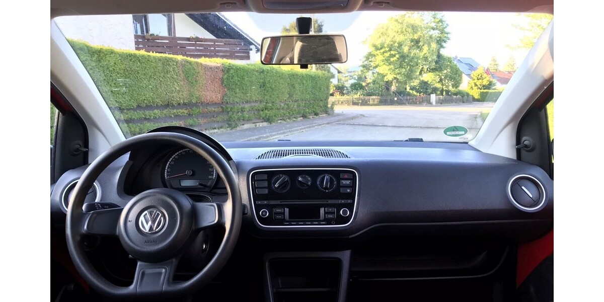 VW UP 142.000 km 3.300 &euro; Diedorf 86420