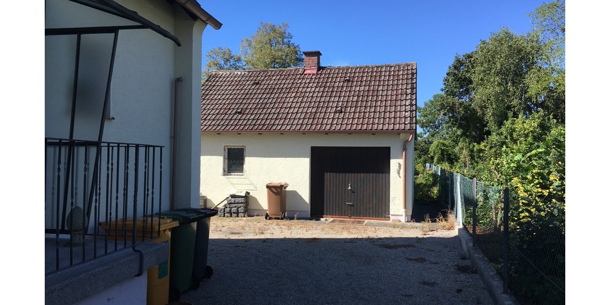 Ausgedehntes Grundstück in Augsburg-Lechhausen mit Altbestand und vielen Optionen - Grundstück Augsburg Lechhausen | Angebot:27362568