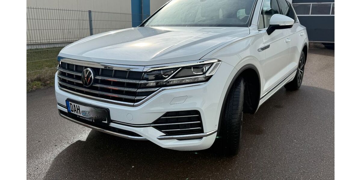 VW Touareg 51.000 km 46.800 &euro; Altomünster 85250