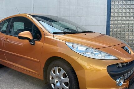 Peugeot 207 175.000 km 2.399 € Augsburg 86165