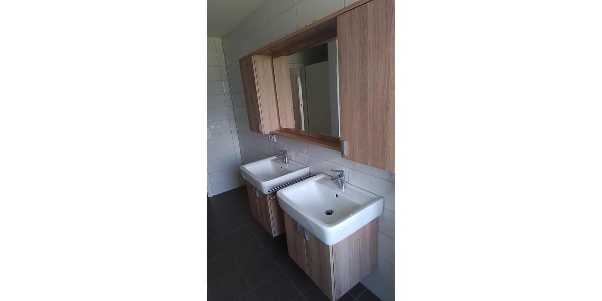 Etagenwohnung Aichach - 4 Zimmer, 136 m&sup2;, 1.190&euro; | Angebot:26649507