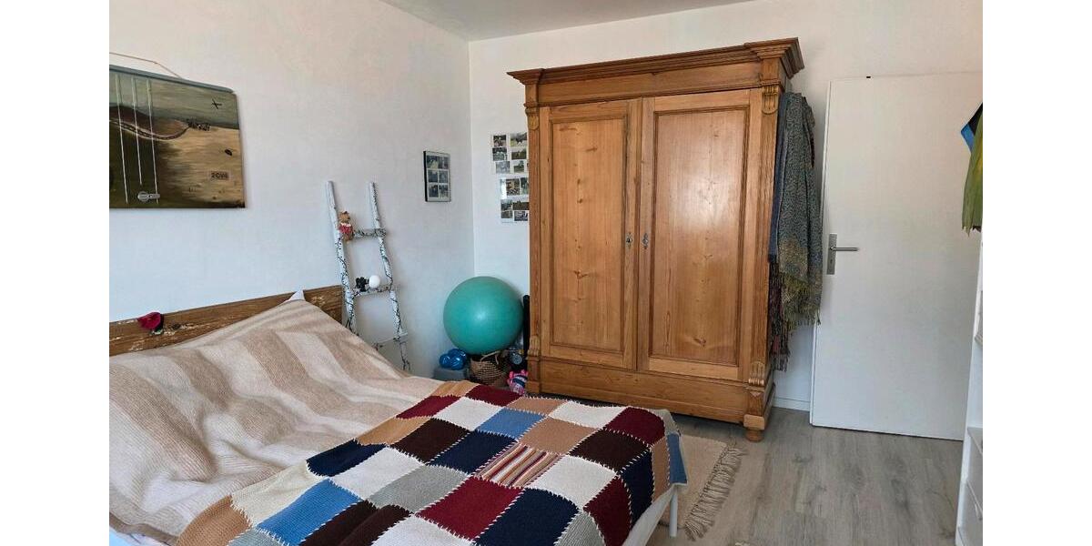Etagenwohnung Neusäß - 4 Zimmer, 96 m&sup2;, 1.500&euro; | Angebot:25128388