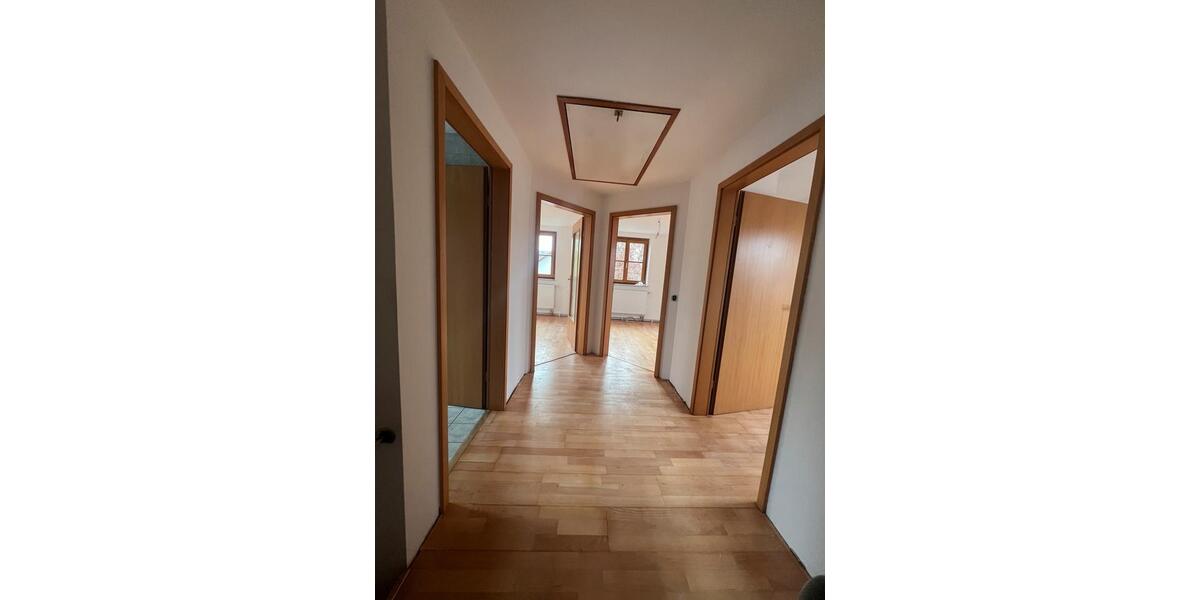 Bauernhaus, Landhaus Prittriching - 9 Zimmer, 154 m&sup2;, 1.690&euro; | Angebot:26373035