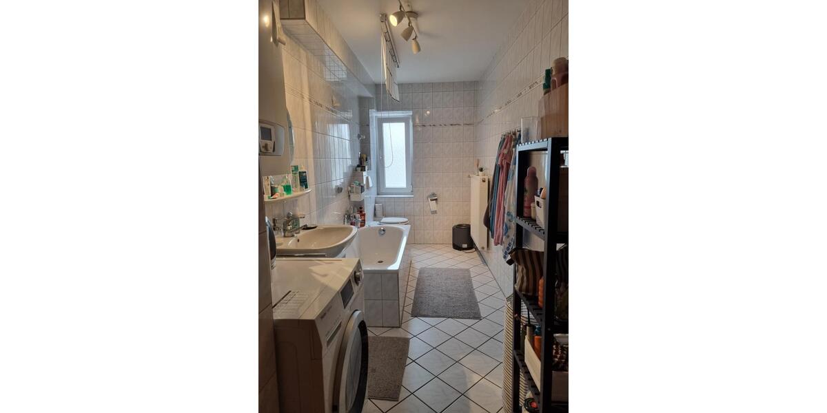 Etagenwohnung Augsburg Oberhausen - 16 Zimmer, 105 m&sup2;, 435&euro; | Angebot:26263152