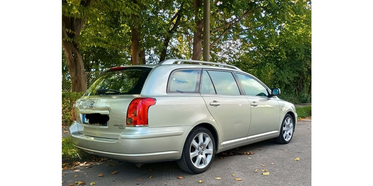 Toyota Avensis 219.000 km 1.700 &euro; Augsburg 86165