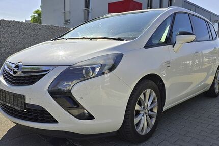Opel Zafira Tourer 256.000 km 3.890 € Augsburg 86167