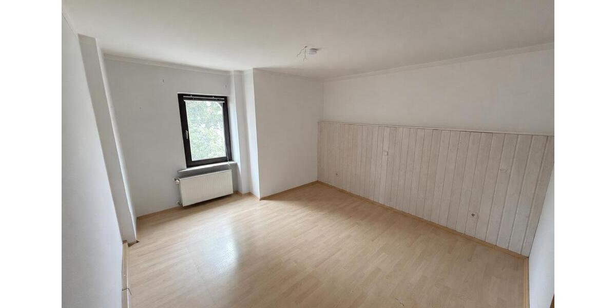 Dachgeschoßwohnung Augsburg Pfersee - 4 Zimmer, 108 m&sup2;, 399.000&euro; | Angebot:26820614