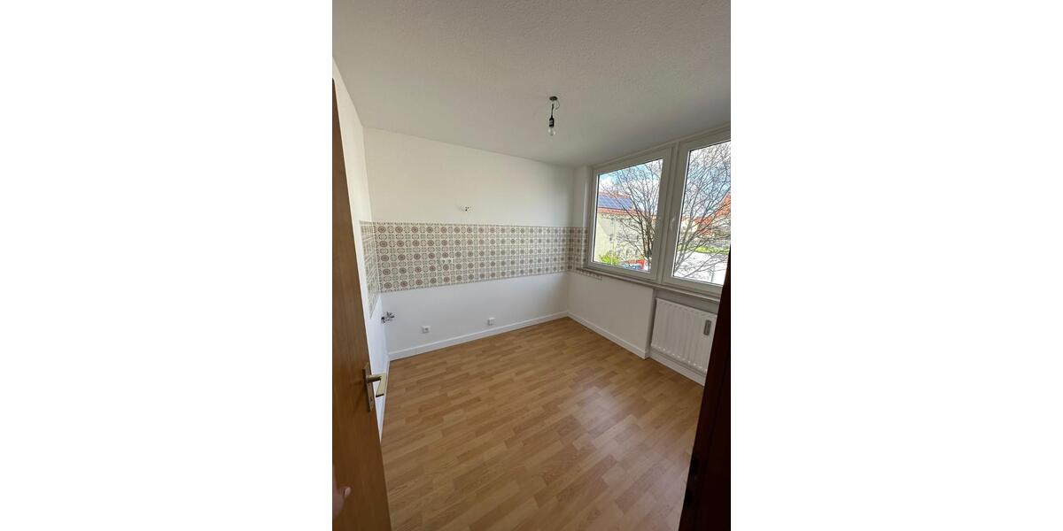 Etagenwohnung Neusäß - 2 Zimmer, 45 m&sup2;, 850&euro; | Angebot:25299615