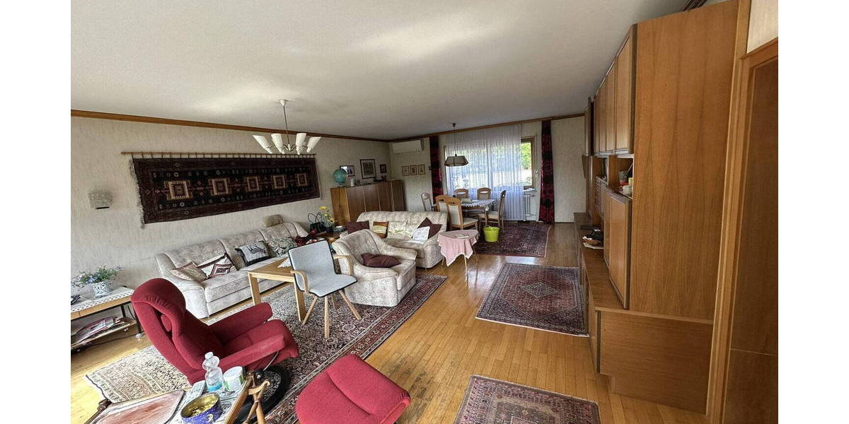 Einfamilienhaus Augsburg Lechhausen - 7 Zimmer, 220 m&sup2;, 890.000&euro; | Angebot:26522237