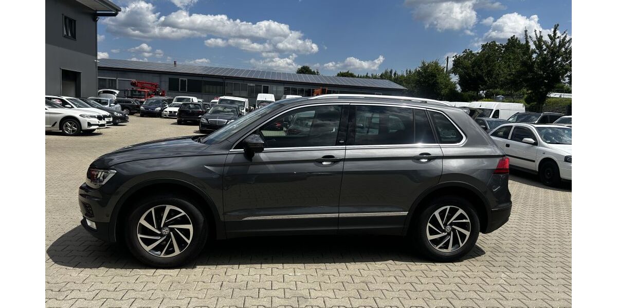 VW Tiguan 105.721 km 21.999 &euro; Friedberg 86316