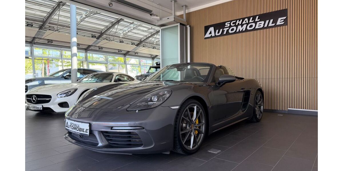 Porsche Boxster 123.000 km 44.890 &euro; Gersthofen 86368