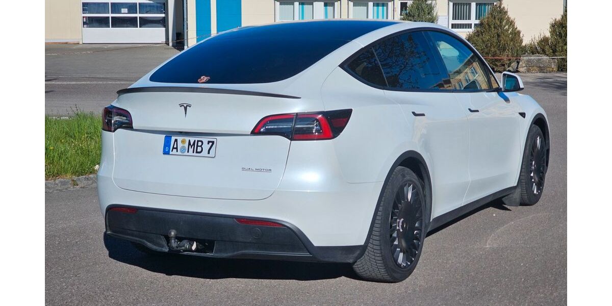 Tesla Model Y 39.352 km 38.990 &euro; Augsburg 86154