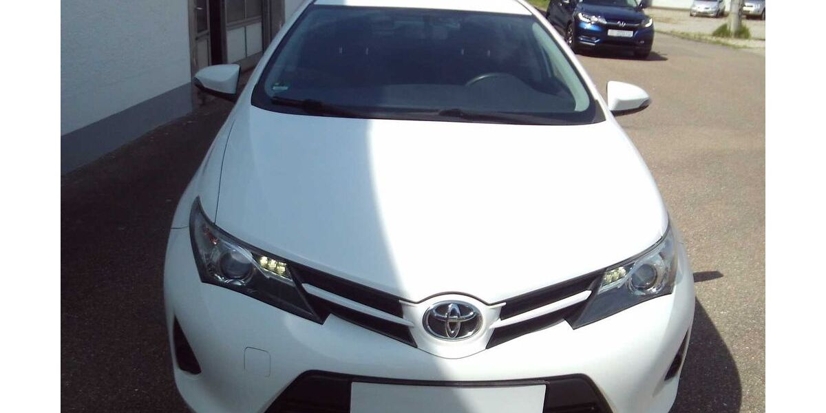 Toyota Auris 195.530 km 5.990 € Landensberg 89361