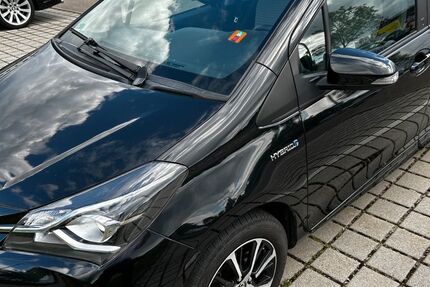 Toyota Yaris 58.000 km 13.900 &euro; Altomünster 85250