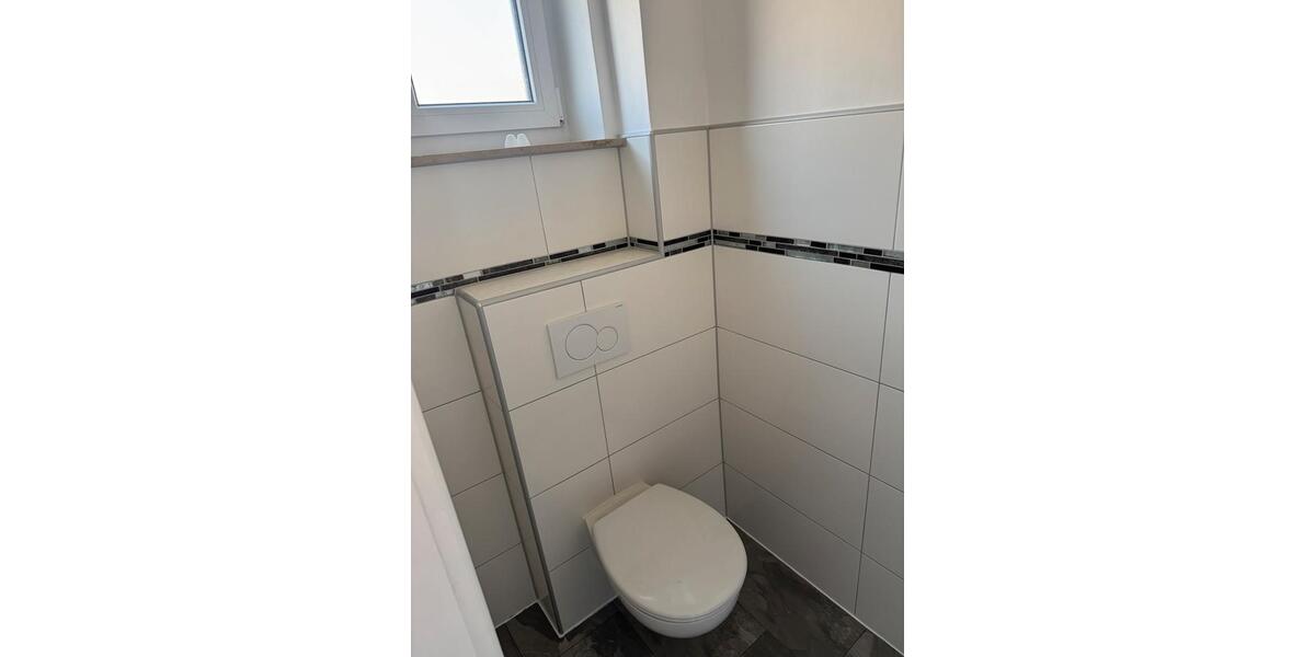 Reihenhaus Augsburg Hochzoll - 4 Zimmer, 100 m&sup2;, 1.800&euro; | Angebot:26072125