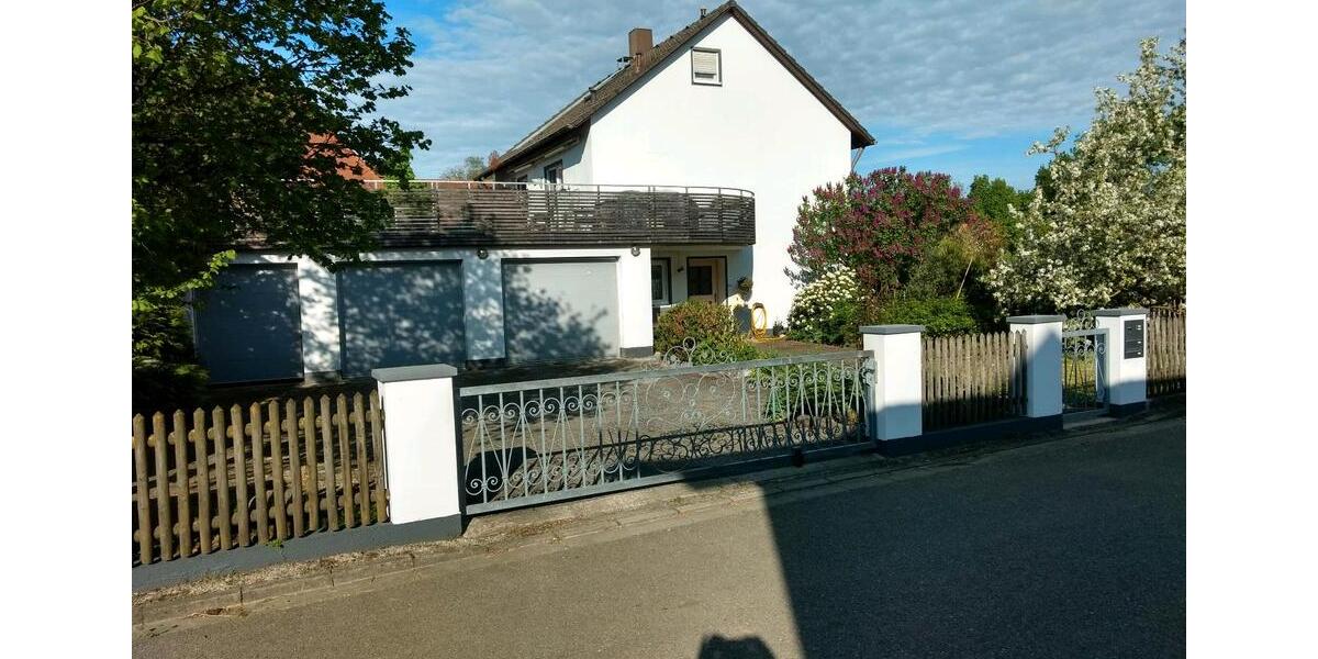 Einfamilienhaus Adelshofen - 5.5 Zimmer, 143 m&sup2;, 650.000&euro; | Angebot:26124141