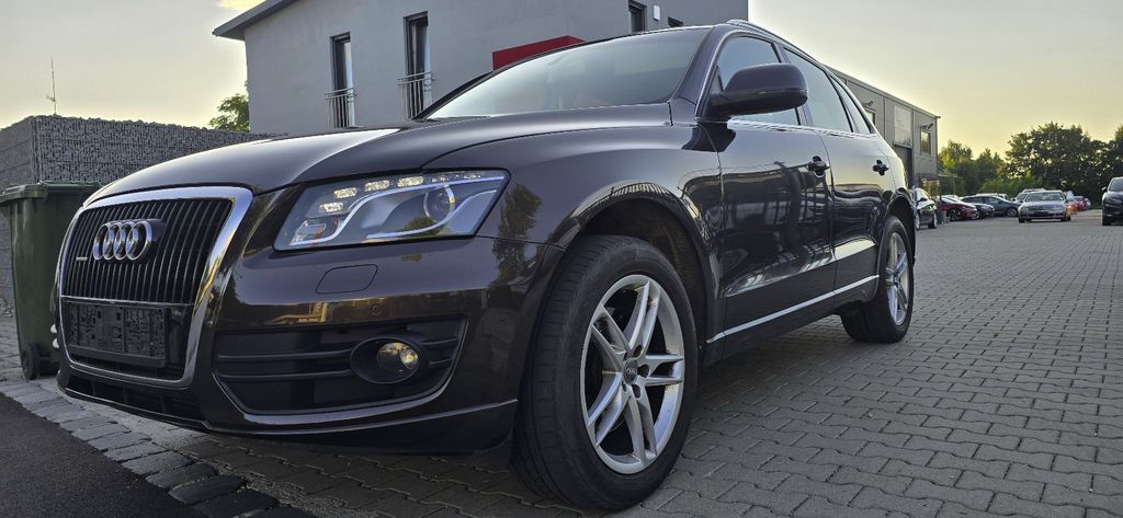 Audi Q5 250.000 km 8.490 € Augsburg 86167