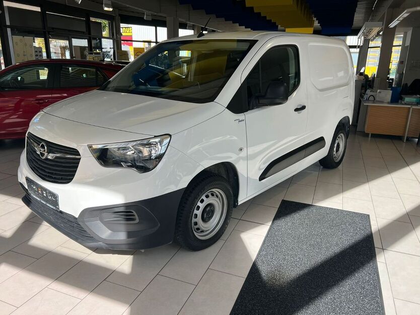 Opel Combo 10.503 km 16.400 € Gersthofen 86368