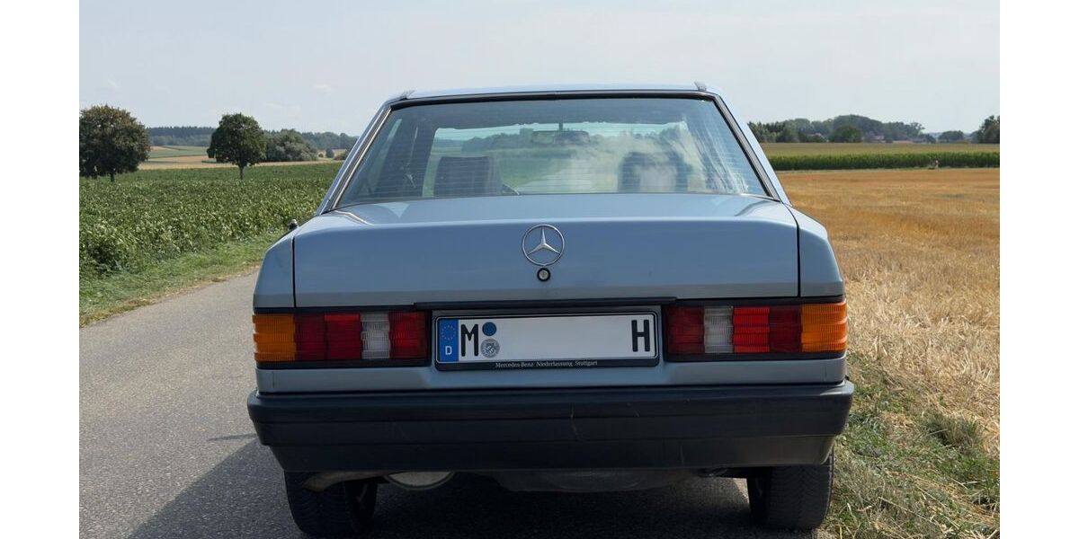Mercedes-Benz 190 206.000 km 4.250 &euro; Adelshofen 82276