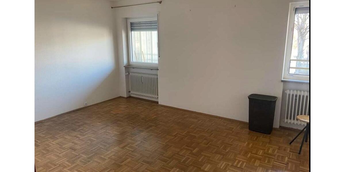 Vermietete 2-Zimmer Wohnung 84qm Hammerschmiede zimmer