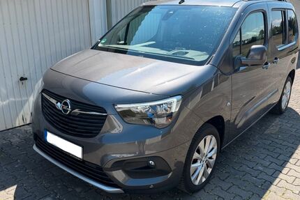 Opel Combo Life 118.000 km 14.999 &euro; Friedberg 86316