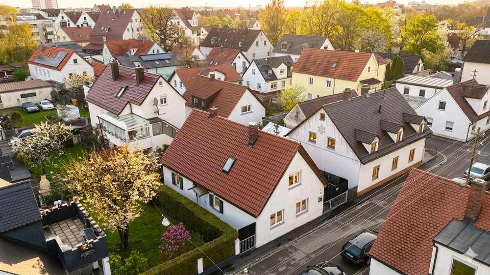 Einfamilienhaus Augsburg Oberhausen - 6 Zimmer, 86 m&sup2;, 299.000&euro; | Angebot:26285019