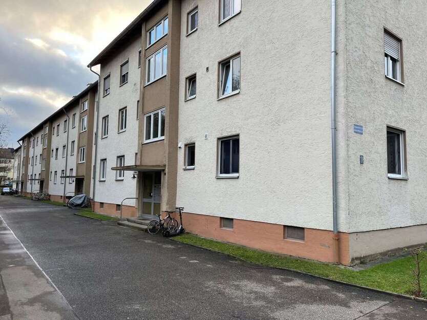 Wohnung zum Kaufen in Augsburg 199.000 € 71 m²