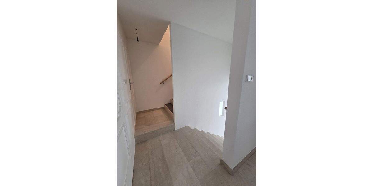 Reihenmittelhaus Augsburg Lechhausen - 5 Zimmer, 125 m&sup2;, 668.000&euro; | Angebot:24640926