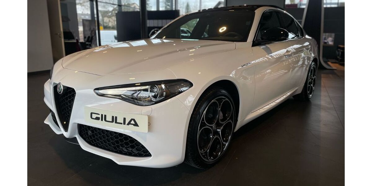 Alfa Romeo Giulia 12.000 km 41.280 € Diedorf / Augsburg 86420