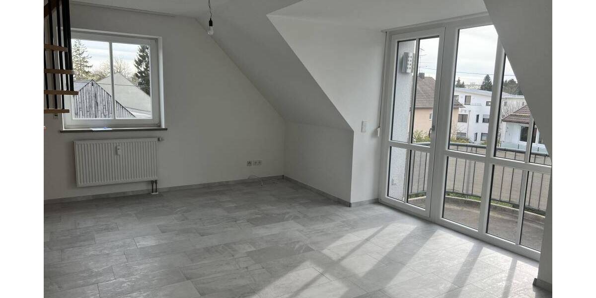 Etagenwohnung Königsbrunnn - 3 Zimmer, 83 m&sup2;, 930&euro; | Angebot:25995769