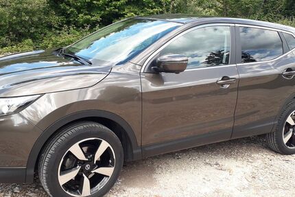 Nissan Qashqai 120.000 km 12.500 € Augsburg 86150
