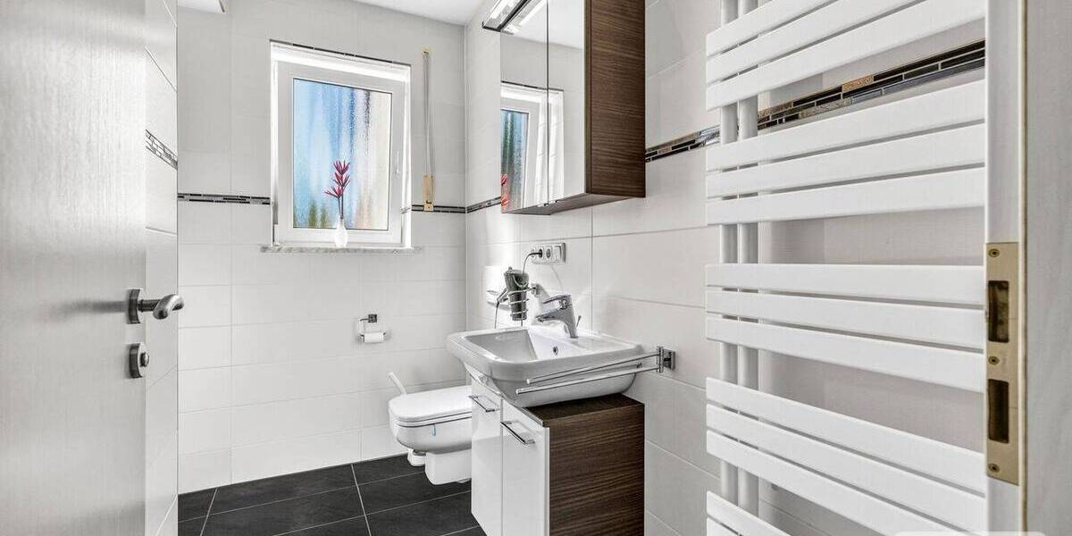 Mehrfamilienhaus, Wohnhaus Zusmarshausen - 1 Zimmer, 699.000&euro; | Angebot:26868757