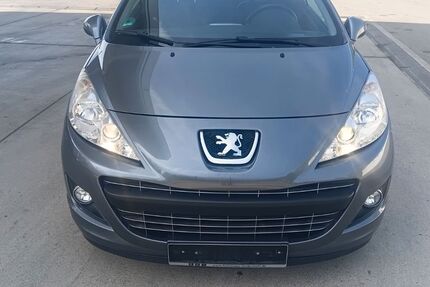 Peugeot 207 138.500 km 3.990 &euro; Augsburg 86167