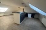 Dachgeschoßwohnung Untermeitingen - 3 Zimmer, 80 m&sup2;, 800&euro; | Angebot:26459645