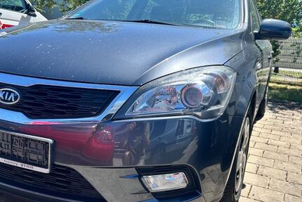 Kia ceed / Ceed 96.950 km 4.800 &euro; Augsburg 86167