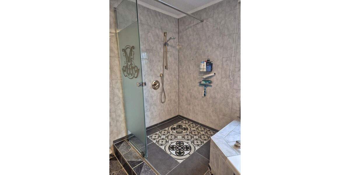 Einfamilienhaus Untermeitingen - 1 Zimmer, 253 m&sup2;, 869.000&euro; | Angebot:25733292