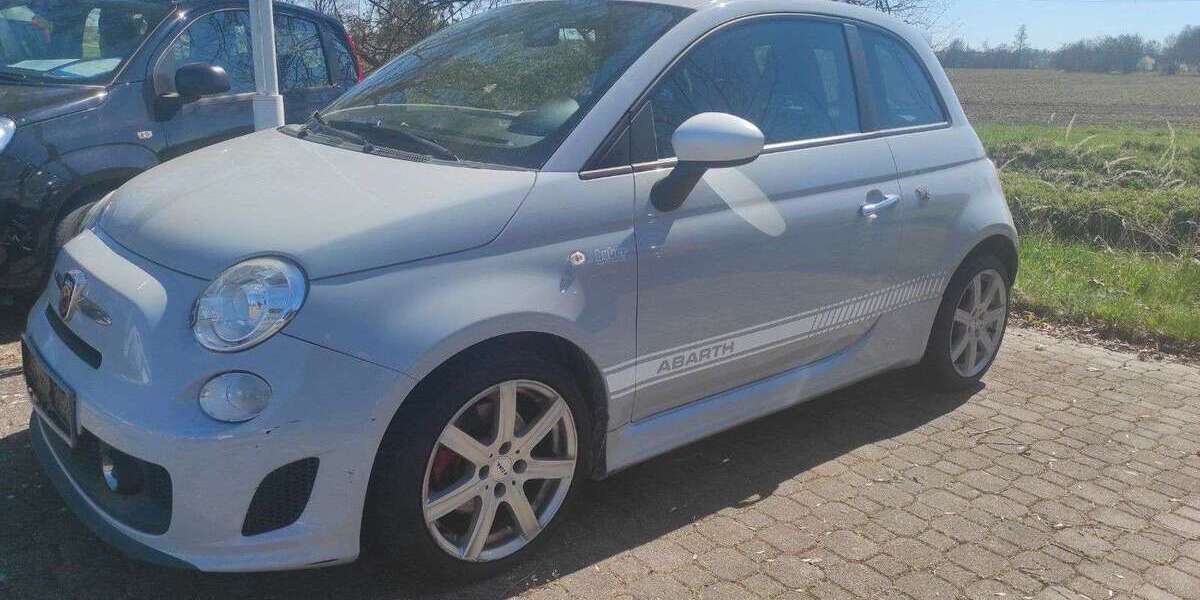 Abarth 500 129.100 km 8.490 &euro; BATZENHOFEN-GERSTHOF. 86368
