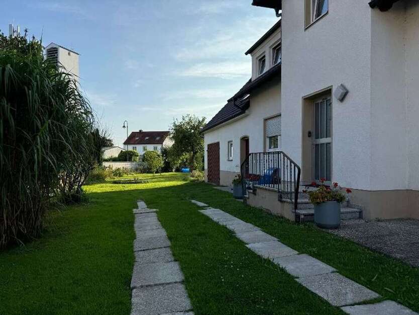 Haus zum Kaufen in Nordendorf 450.000 € 158 m²