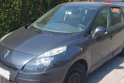 Renault Scenic 103.589 km 3.700 &euro; Egenhofen 82281