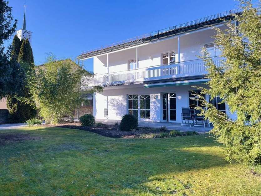 Haus zum Kaufen in Neusäß 1.790.000 € 206 m²