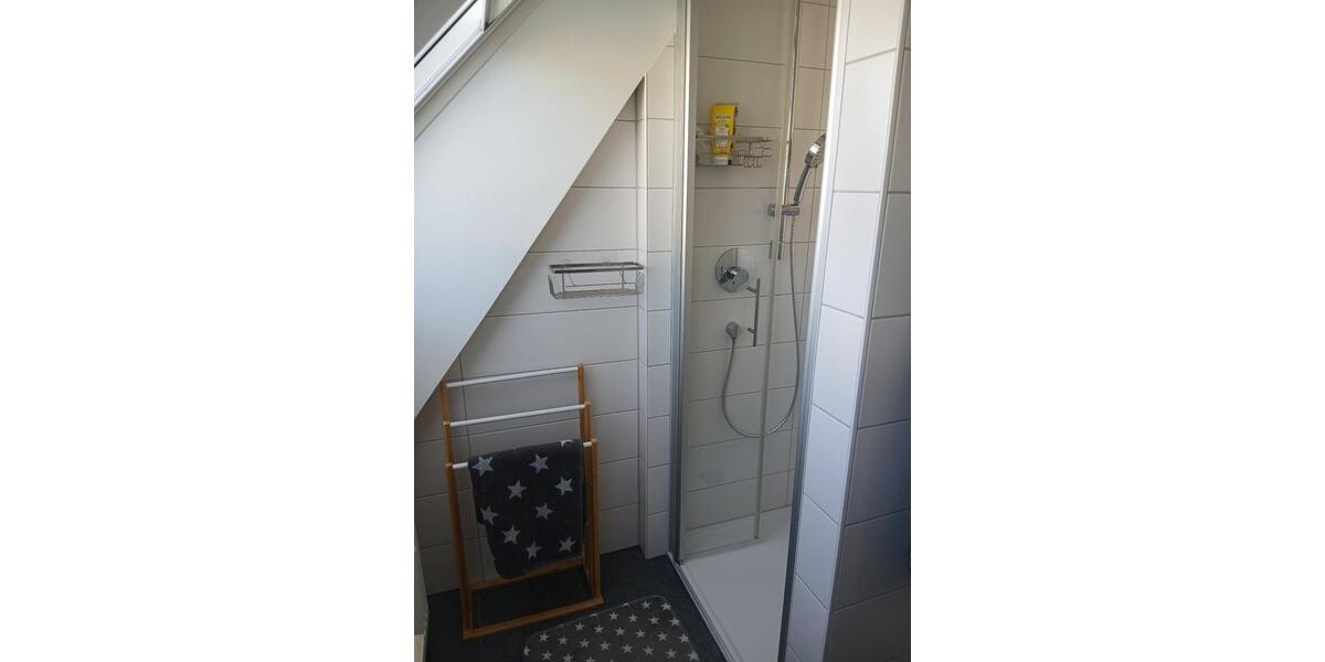 Etagenwohnung Neusäß - 4 Zimmer, 105 m&sup2;, 1.750&euro; | Angebot:25879207