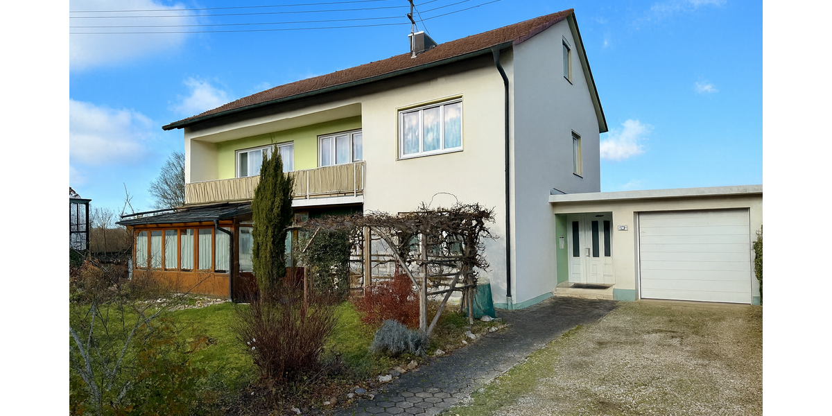 Einfamilienhaus Zusmarshausen - 10 Zimmer, 180 m&sup2;, 619.000&euro; | Angebot:25384977