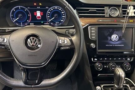 VW Passat