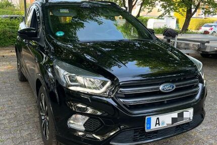 Ford Kuga 121.000 km 15.500 &euro; Augsburg 86179