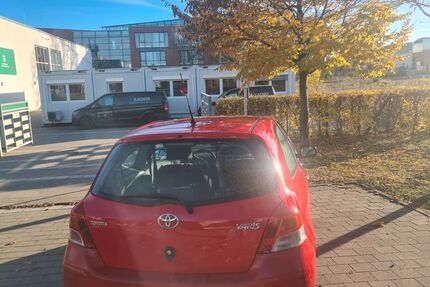Toyota Yaris 143.000 km 1.800 &euro; Augsburg 86153