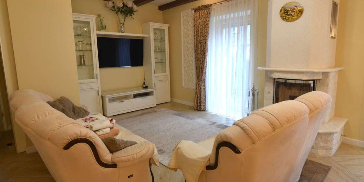 Etagenwohnung Augsburg Bärenkeller - 3 Zimmer, 100 m&sup2;, 1.500&euro; | Angebot:24386513